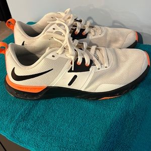 Nike renew training sneakers.  Size 10.